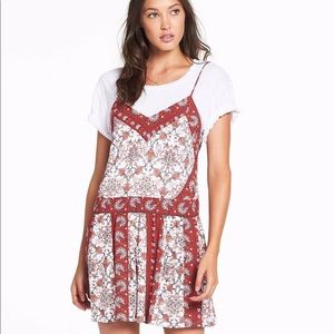 Beautiful Red ❤️ NWT Tigerlily Dress